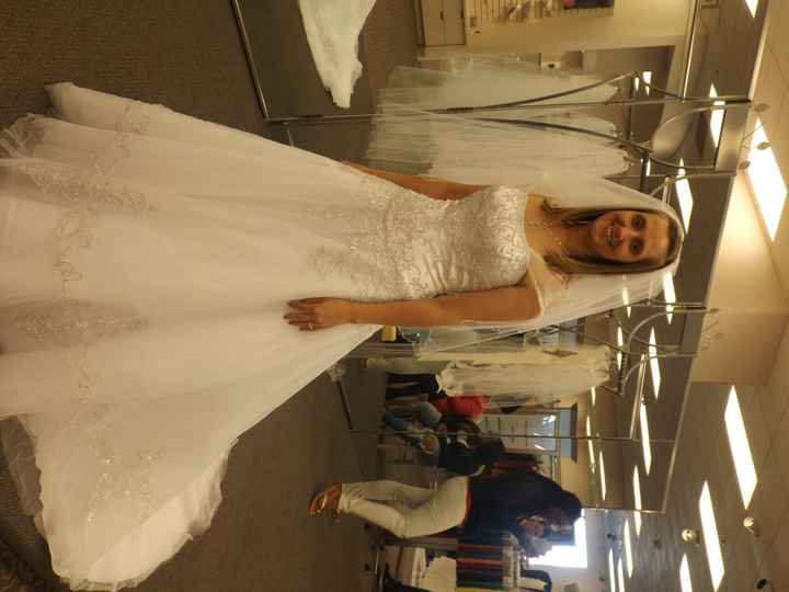 Can i see some dresses?!?!?!?