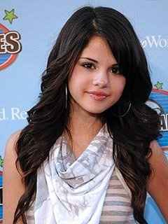 Is/Did anyone doing straight hair for your wedding?