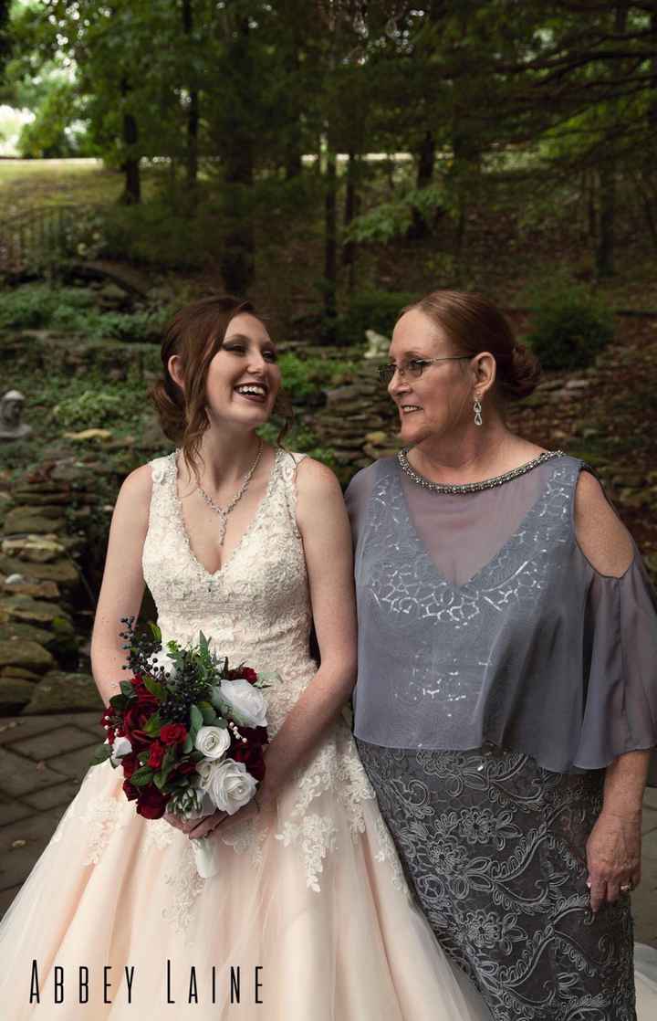 Distract me!! Show me your favorite wedding/engagement photos! - 9