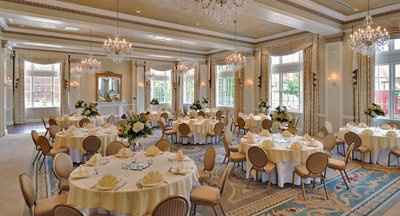 ballroom ceremony decor