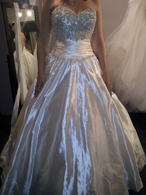 Dress twin??? Allure 9001