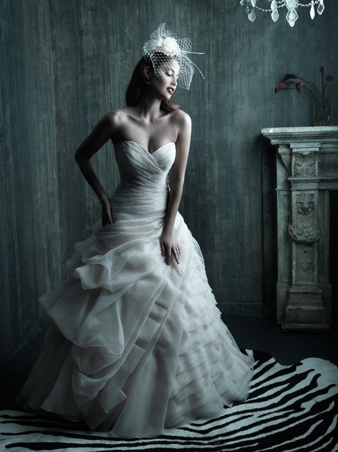 How can I incorporate lace into my look?