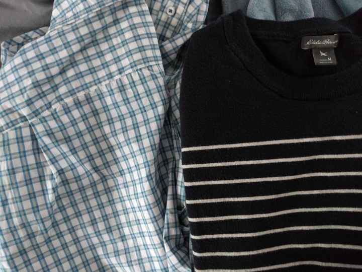 Engagement pic clothes