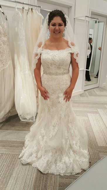 Show off your dress!!