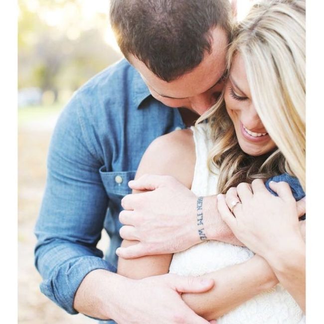 Wedding Posed Picture Ideas??
