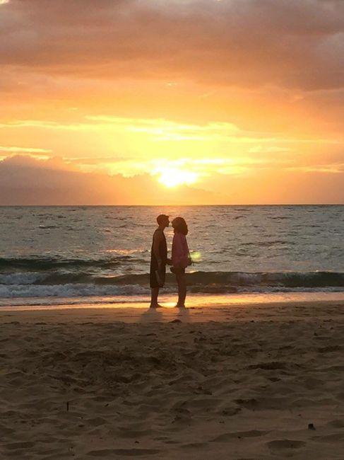 Hawaii honeymoon - private enough? - 2
