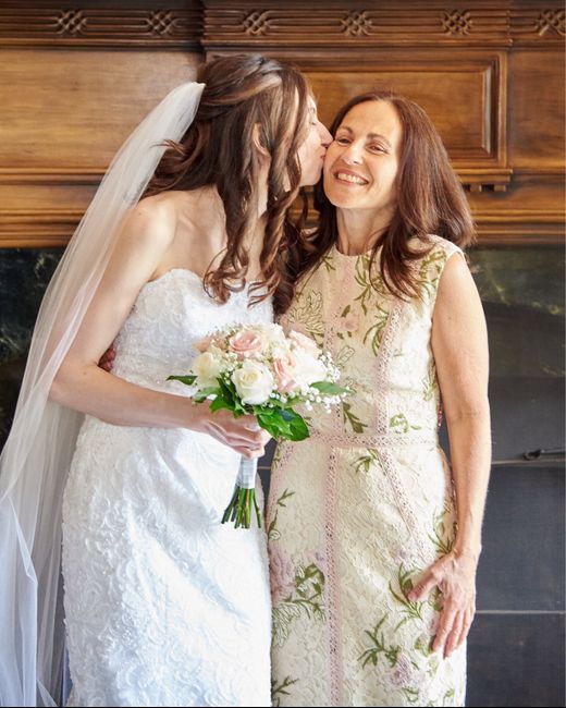 Show Me Photos: Brides and their Moms at the Wedding 17