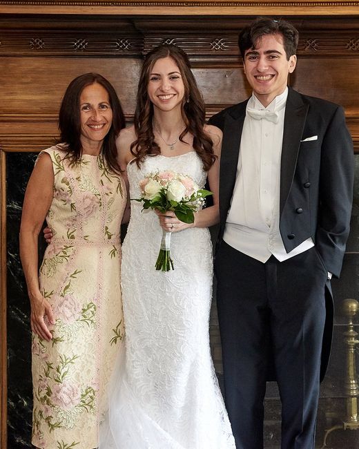 Do You Hold Bouquet in All Photos? - 1