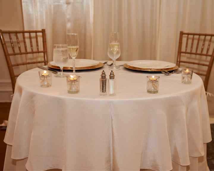 Decor Duels: Minimalist or 'More is More'? - 3