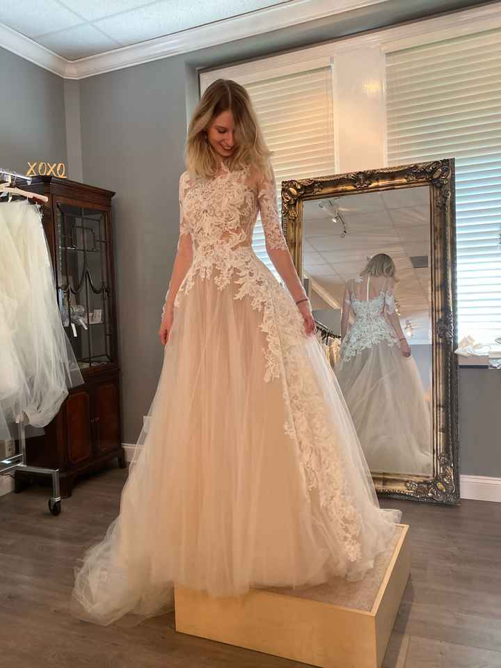 Vera Wang sample dress length ? - 1