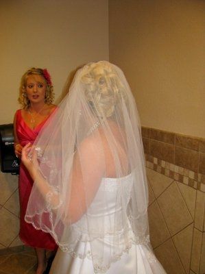 Matching Davids Bridal Tiara and Veil for Sale