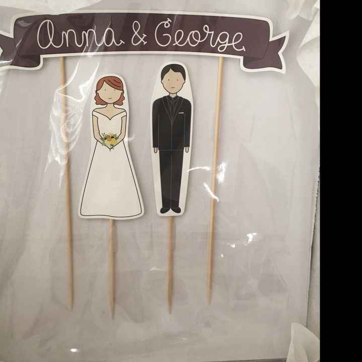 Cake topper
