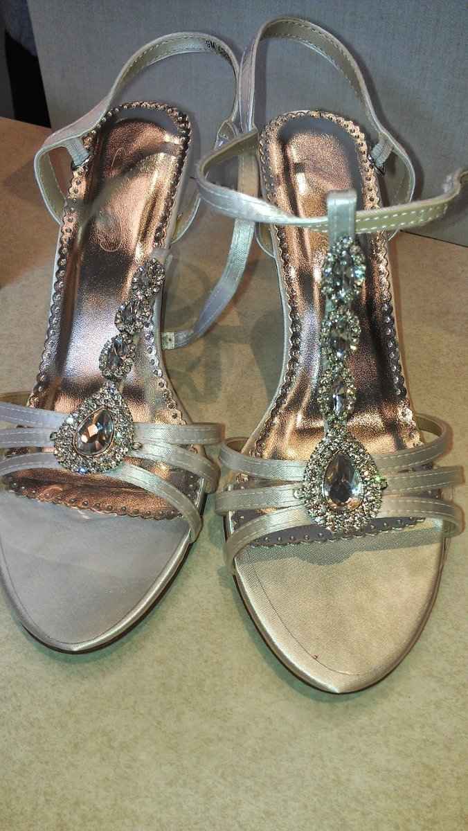 Picked Out My Shoes!! (pics!)