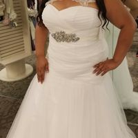 Calling plus size brides, show me your Dress