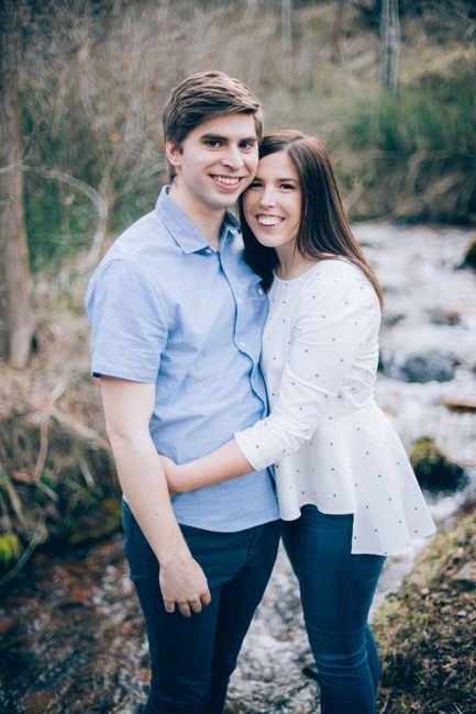 Engagement photo attire
