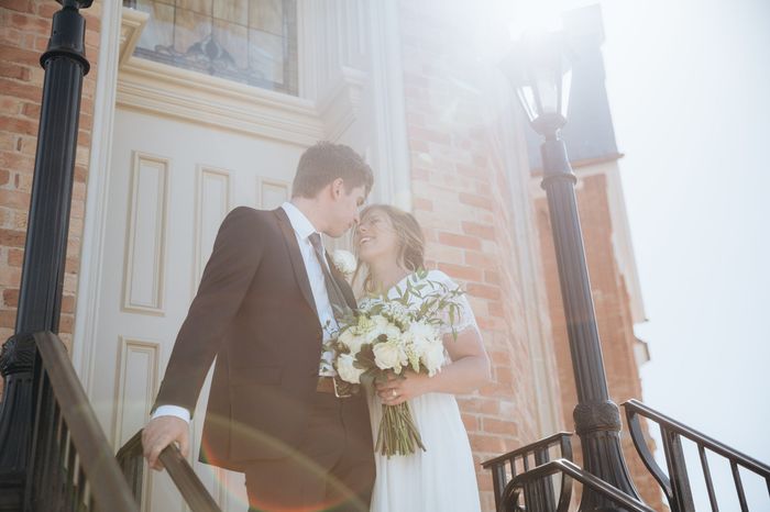 Married ladies; Share your FAVORITE wedding photo!