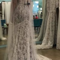 Dress in store lighting