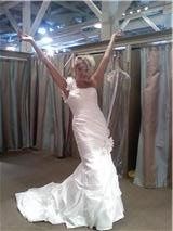 is the flower girls dress supposed to match mine??