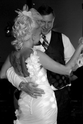 IM A WIFE!