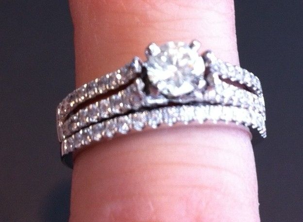 WEDDING BANDS HAVE ARRIVED!! Ladies let me see yours!!!!!!!! :))