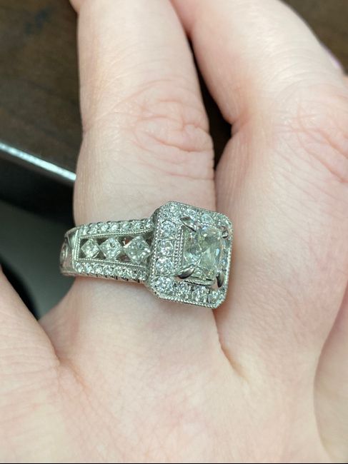 Brides of 2022! Show us your ring! 7