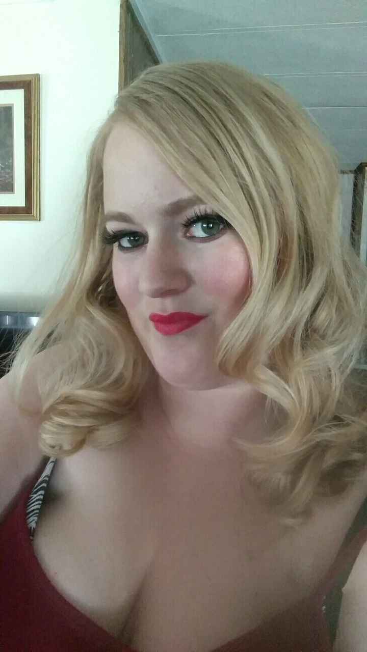 Boudior hair and make up