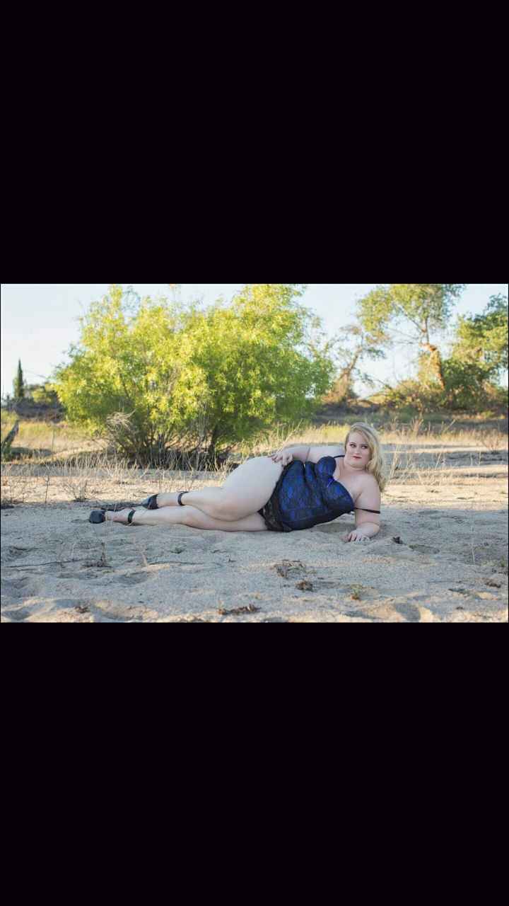 Boudoir Shoot - Wardrobe