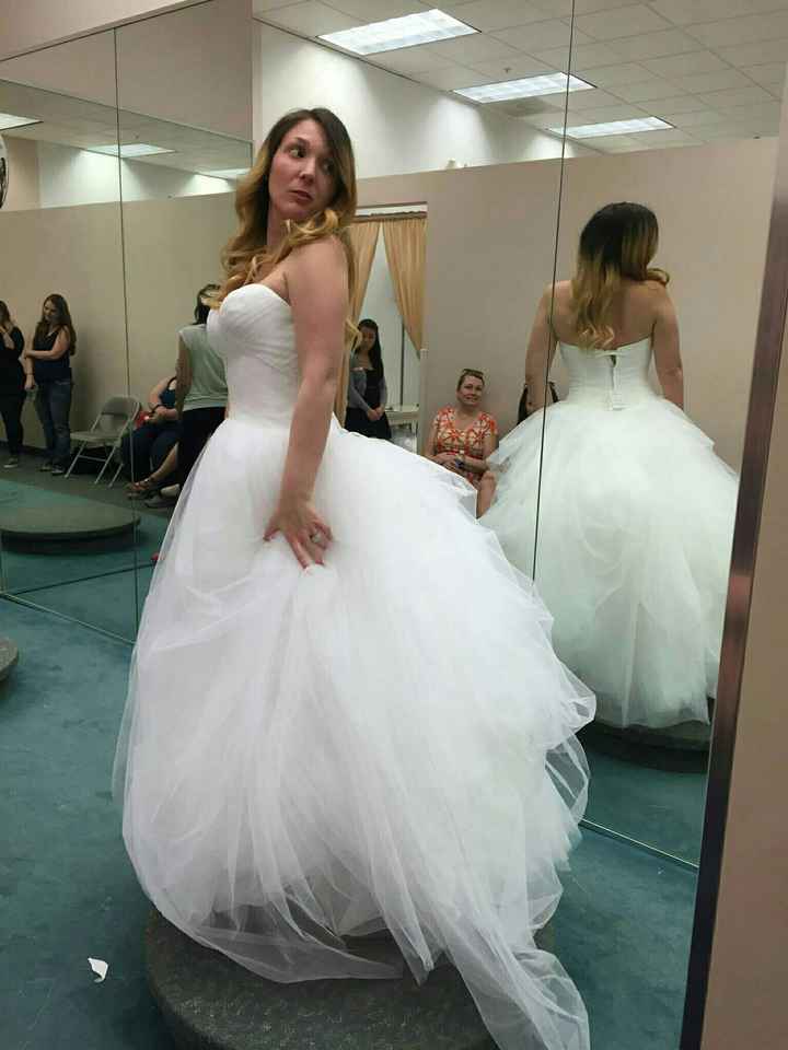 Help! Has anyone wore the Hayley Paige "Londyn" gown & had it bustled?!