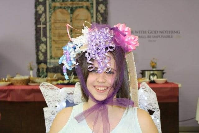 My beautiful bow hat!