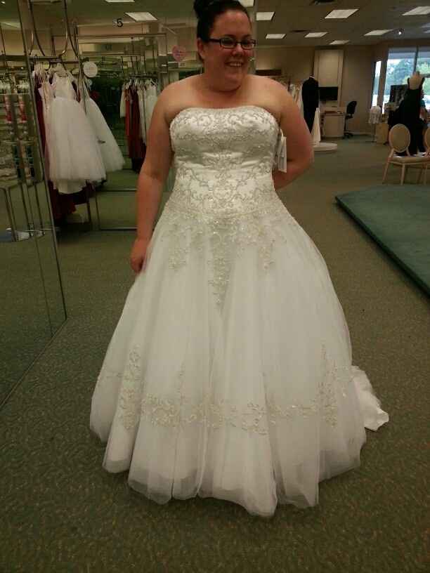 Let me see your DRESS!