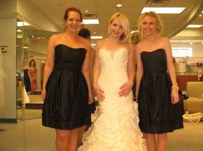 I picked my dress!!! Pictures :)