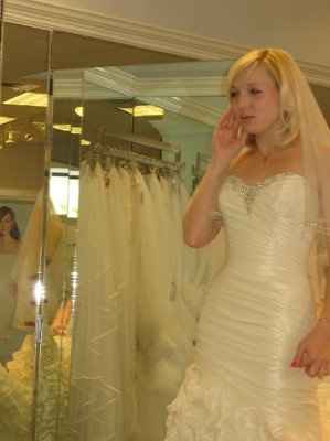 I picked my dress!!! Pictures :)