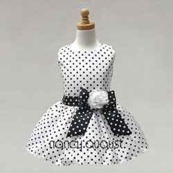 Which flower girl dress should I choose?