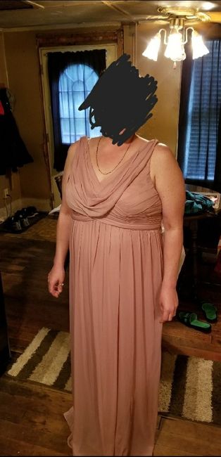 Keep or Cancel: Matching Bridesmaids Dresses? 5