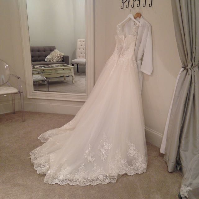 Show your dress!