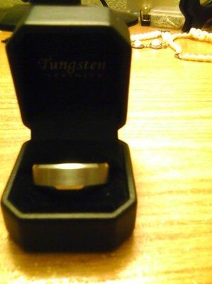 My wedding band - post yours... ahh, I can't help myself - Wedding ring porn! ;)