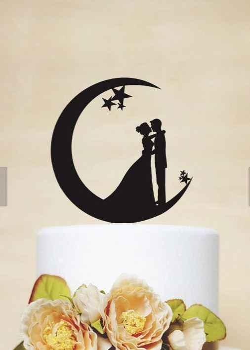 Cake topper