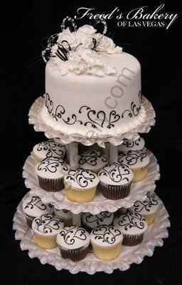 Need Wedding Cake inspirations? Post your cake!