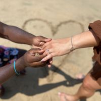 Brides of 2022! Show us your ring! - 1