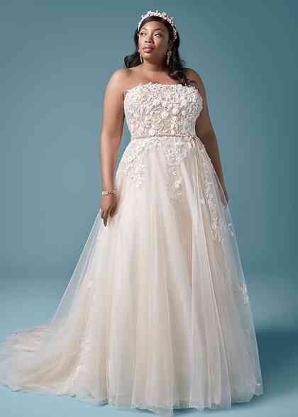 Trying to find a discontinued dress 😫 1