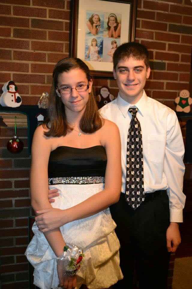 School sweethearts ✏️❤️ - 1