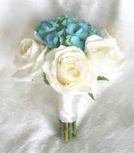 DIY Bouquets and Centerpieces