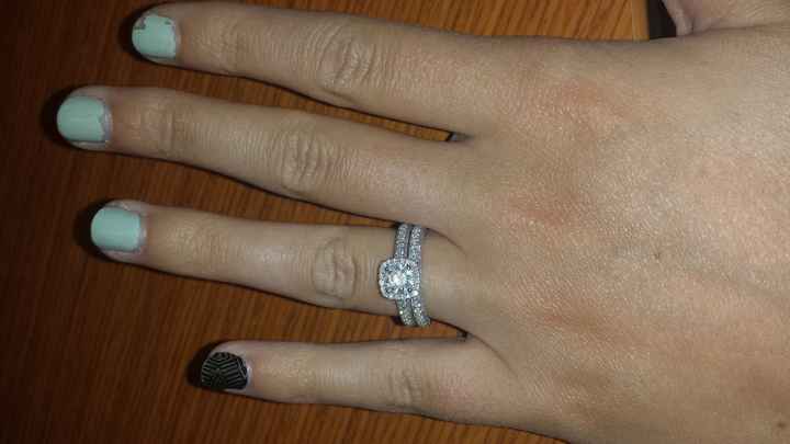 Is anyone with a single stone engagement ring getting a slim wedding band?