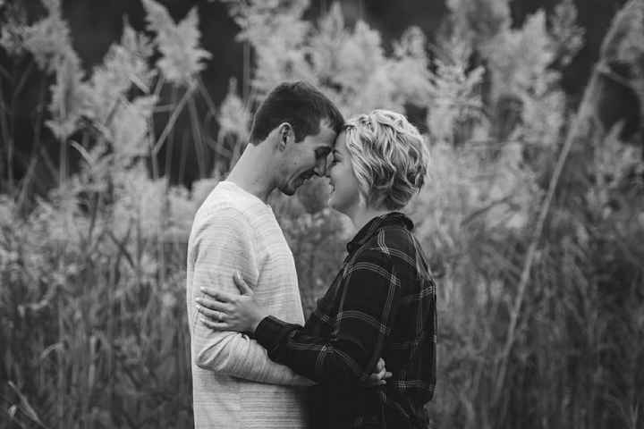 Show me your engagement photos!!😊 - 2