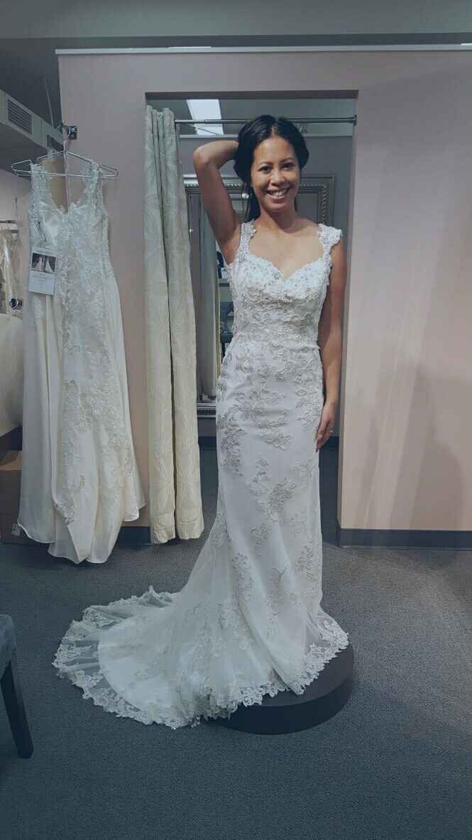 PreOwnedweddingdresses.com