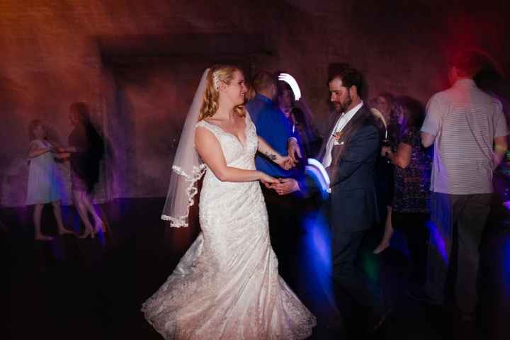 Dress size 14 - Street Size 12. Dress pics??