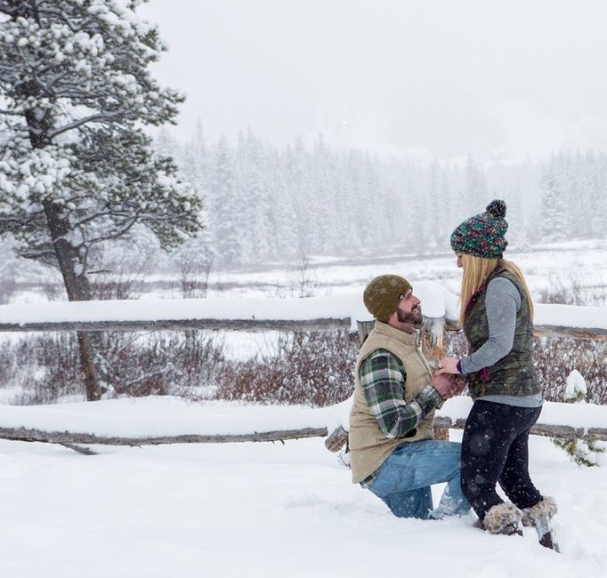 What season did you take engagement pics?