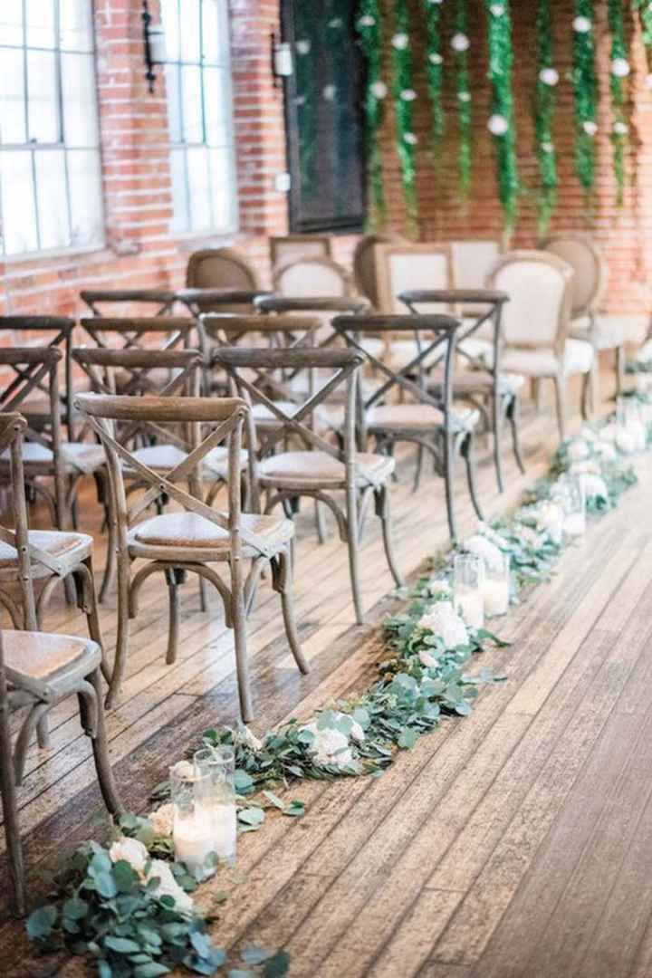 Using garland for an aisle border? - 2