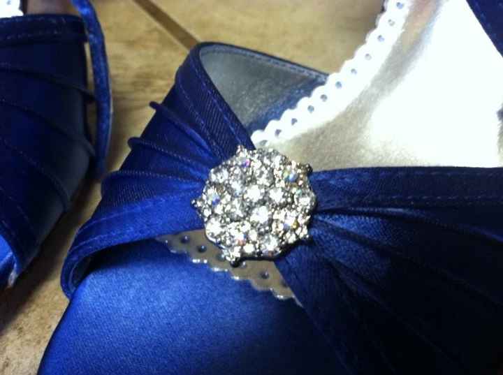Show me your DRESS, SHOES & ANYTHING ELSE you'll be wearing.