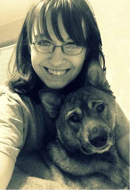 Any one having their dogs in their wedding?? She me pictures of your dogs.